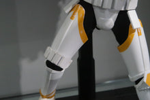 Load image into Gallery viewer, Pre Order Hot Toys Star Wars The Mandalorian Artillery Stormtrooper TMS047