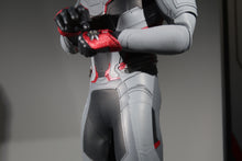 Load image into Gallery viewer, Hot Toys Avengers Endgame Tony Team Suit MMS537