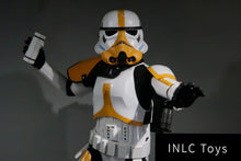 Load image into Gallery viewer, Pre Order Hot Toys Star Wars The Mandalorian Artillery Stormtrooper TMS047