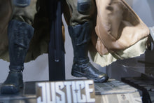 Load image into Gallery viewer, Pre Order Hot Toys Zack Snyder’s Justice League Knightmare Batman and Superman TMS038