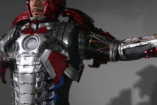 Load image into Gallery viewer, Pre Order Hot Toys Iron Man 2 Tony Stark Mark V Suit Up MMS599 600