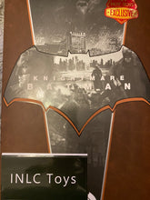 Load image into Gallery viewer, Hot Toys Batman vs Superman Batman Knightmare MM372
