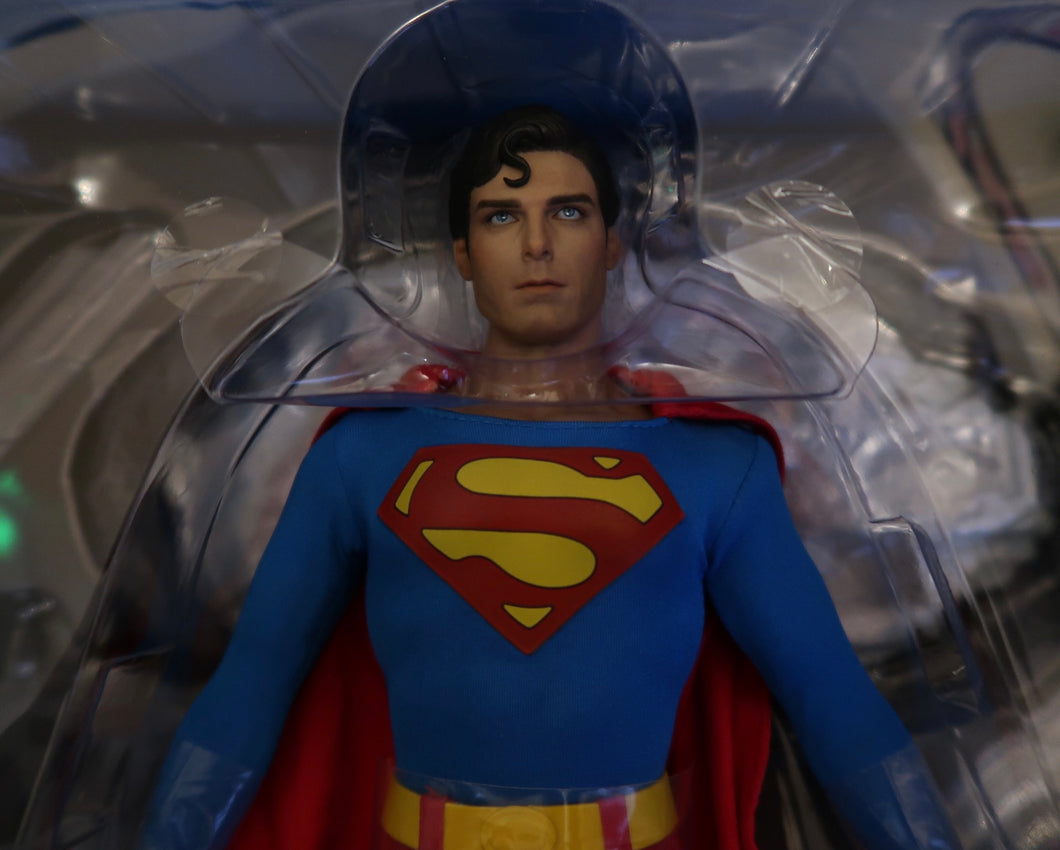 Hot Toys MMS152 Superman the movie Superman Christopher Reeve