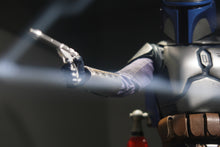 Load image into Gallery viewer, Pre-Order Hot Toys Star Wars EPISODE II: Attack Of The Clones™ Jango Fett™ MMS589
