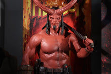 Load image into Gallery viewer, Hot Toys MMS527 Hell Boy figure
