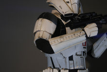 Load image into Gallery viewer, Pre-Order Hot Toys Star Wars Rogue One Assault Tank Commander MMS587
