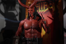 Load image into Gallery viewer, Hot Toys MMS527 Hell Boy figure
