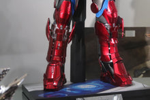 Load image into Gallery viewer, Pre Order Hot Toys Iron Man 2 Tony Stark Mark V Suit Up MMS599 600
